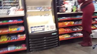 Milf Checkout Booty
