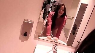 Fucking Tinder Date In Trump Tower Bathroom