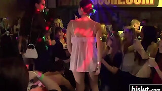 Exciting Girls Please Guys At The Party - Amateur Porn