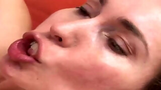 Czech Cougar Evelina Marvellou Getting Anal