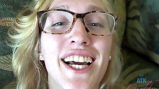 Girlfriend Victoria Green Point-of-view Hard Fuck