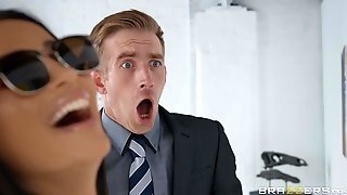 Dark-haired Bitch With Big Tits Alyssia Kent Makes Love With Danny D