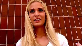Publicagent Red-hot Blonde With Fine Culo Romped In Underground Car Park