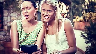 Sweet Cat Fingers Her Girlfriend To An Orgasm