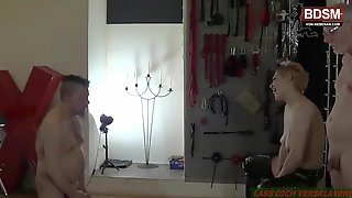 Deutscher Bdsm Dreier Im Domina Studio Mit Anal