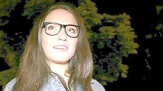 Publicagent Super-steamy Dark Haired Spreads Her Legs For Outdoor Tearing Up
