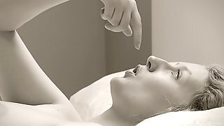 Delicious Teen Beauty Passionately Masturbates In A Black-and-white Close-up Shot
