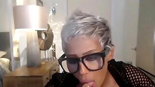 Persian Mommy Wants You To Watch While Masturbating