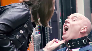 Public Femdom, German Public Femdom, Ass Humillition Public Femdom
