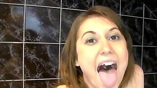 This Hairy Pussy MILF Gets Pounded