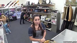 College Girl Karlee Grey Wants To Pawn Some Books - Xxx Pawn