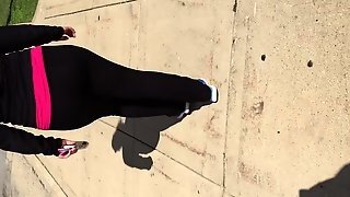 Nice Nerdy Pawg In Black Yoga Pants