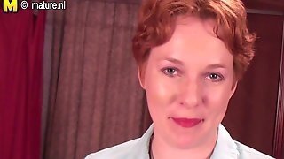 Amateur American Housewife First Time On Cam