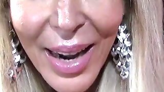 Knob In Blond Hair Lady Housewifes Hands