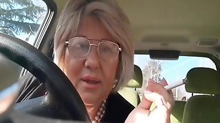 Granny Cam Play