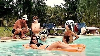 Emma Hiddleston & Kathryn Worth Nude And Bikini Video