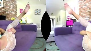 Vr Teen - Liza Rowe
