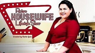 Model Time Karla Lane's Retro Housewife Lifestyle