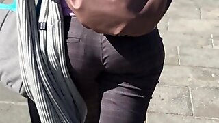 Big Ass MILF 2part