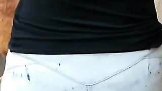 Llamale A Manuela