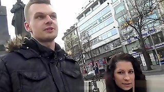 Hunt4k. Guy Braucht Bargeld Also Warum Guckt Er Wie Sein Hubsches Baby Schm