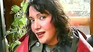 Dolores In Klepper Und Gummi