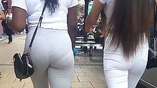 Vpl Candid Gorgeous Teen Booty