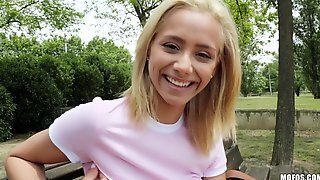 Blonde Bimbo Veronica Leal Getting Her Little Coochie Drilled