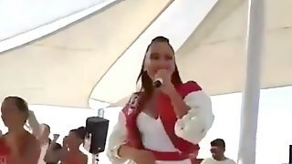 Hadise Sexy Dances Upskirt La Plaj Concert