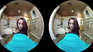Vr Bored MILF In Party - Babe