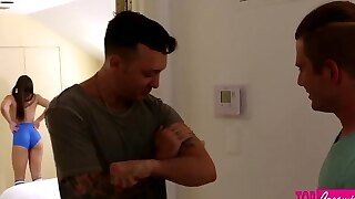 Fuck And Creampie My Friend's Wife In Bathroom - Topcreampie