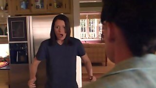 Paget Brewster Vs Lara Flynn Boyle - Huff S1e07