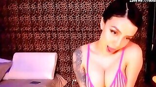 Amateur Busty Babe With Nice Ass Webcam Show