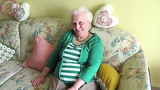 Omageil Pics Of Grannies Sucking Dicks Slideshow