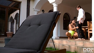 Busty Rich Girl Cloe - Oral Sex For The Servant