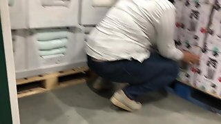 Costco Chubby Milf