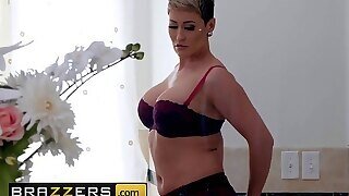 Cougars Like It Enormous - Ryan Keely Robby Echo - Dickrupting