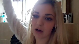 British Blonde Pee Fart