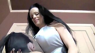 Plumbing On Fakemoms Nyloned Gams