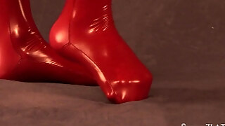 Julya Red Latex - Romantic