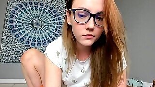 Sex Machine Fucks College Girl In Front Of Webcam