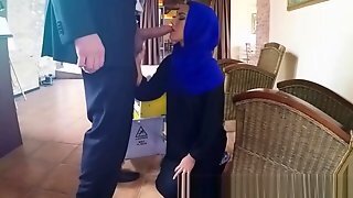 Nervous Arabian Maid Given Money For Slurping On Huge Tool