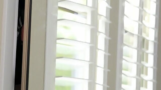 To The Stepmom Goes The Threesome - Kyle Mason, Vanna Bardot, Becky Bandini - Old And Young 3some Sex