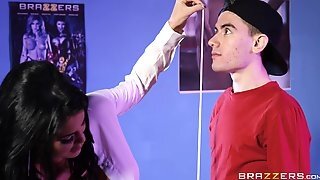 Slim Lad Thrusts Cock Into Juicy Brunette Pussy From Behind