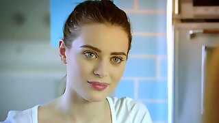 Yammy Brunette With Heart-stopping Body Gets Sodomized