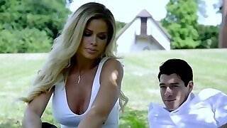 Petite Darling With Nice Natural Boobies Jessa Rhodes Gets Rammed By Her Boyfriend Outdoors