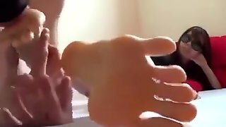 Korean Foot Goddess - Feet Licking & Toes Sucking