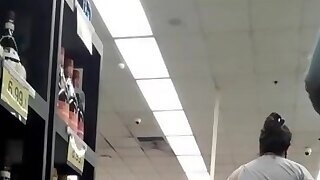 Candid Mexican Milf Fat Ass And Vpl In Shorts.
