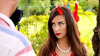 Hefty Salami Neighbor Humps Wife Cassidy Klein Next Door