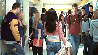 Megan Fox & Amanda Seyfried Hot Scenes In Jennifers Body